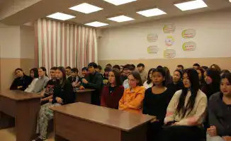 В Усть-Каменогорске полиция проводит международные рейды по профилактике наркомании среди студентов