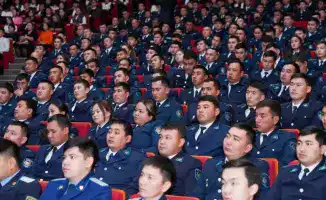 Форум молодых госслужащих в Туркестане: обсуждение принципов честности и патриотизма