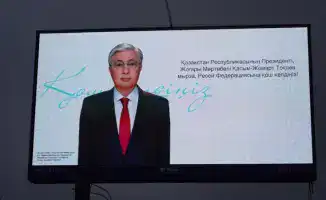 Появление изображений Токаева в Москве: возможные политические и экономические последствия для Казахстана