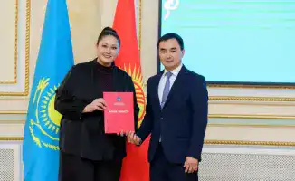 Чингиз Айтматов: культурные звезды Казахстана на сцене!