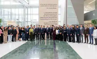 Эксперты из Казахстана и Китая обсуждают применение ИИ в праве на форуме в Астане