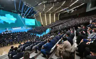 Президент Касым-Жомарт Токаев выступил на диалог-платформе сельских акимов, подчеркнув необходимость закрепления в законе обязательства акимов отчитываться перед населением. Это заявление сделано в контексте повышения прозрачности и ответственности местны