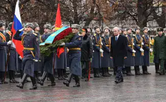 Токаев в Москве: жест доброй воли или шаг к укреплению отношений между Казахстаном и Россией?