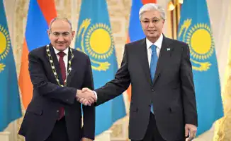 Токаев наградил Пашиняна: орден дружбы или дипломатии?