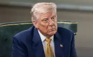 Трамп предлагает Зеленскому ключ к мирному замку: согласие на план США как шаг к окончанию конфликта