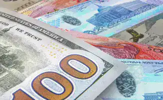 Курс доллара в Казахстане: как доллар споткнулся на пути к обменникам