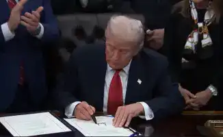 США преодолевают исторический шатдаун: временный бюджет восстанавливает работу правительства и стабилизирует экономику