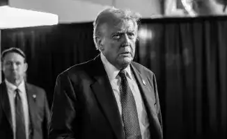 В Вашингтоне обсуждают возможность назвать новый стадион футбольной команды Washington Commanders в честь бывшего президента Дональда Трампа. Стадион, стоимостью 3,7 миллиарда долларов, станет важным объектом для города и его жителей. Ожидается, что офици