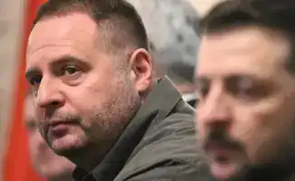Президент Украины Владимир Зеленский уволил главу офиса президента Андрея Ермака.