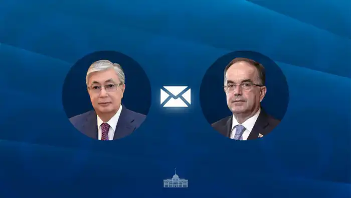 Токаев отправил поздравительный 'письмо в бутылке' президенту Албании: мост дружбы через моря и континенты