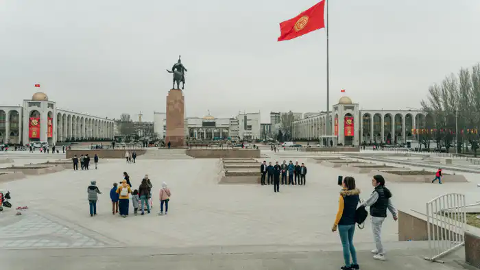 Кыргызстан: Возвращение 70% разграбленного имущества и борьба с коррупцией на международной арене