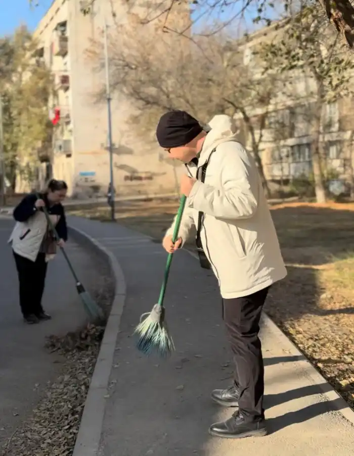 В Шымкенте провели общегородскую уборку, фото 2