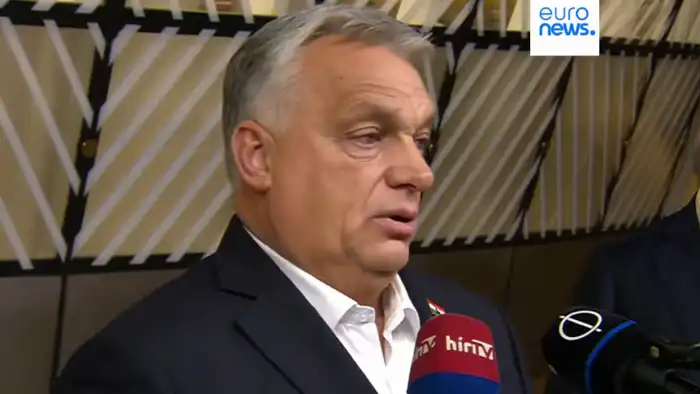 Венгрия вновь отказалась поддержать прием Украины в Евросоюз. На этой неделе из Будапешта поступила информация о намерениях страны создать альянс с единомышленниками, что подчеркивает продолжающееся напряжение в отношениях между Венгрией и Украиной.