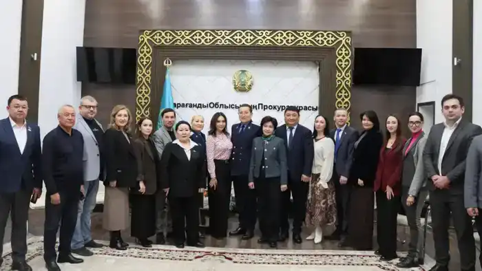 Участие граждан в акции 'Азбука правопорядка': повышение правовой грамотности и доверия к прокуратуре в Карагандинской области