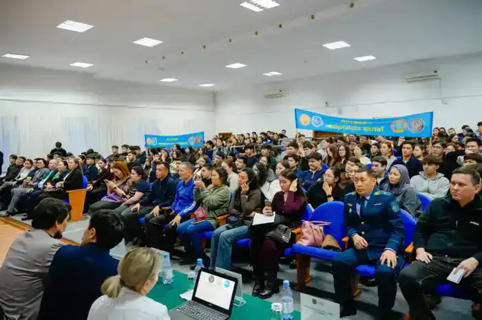 Появление кинологов и спецназа: полиция наглядно продемонстрировала опасность наркотиков (4)