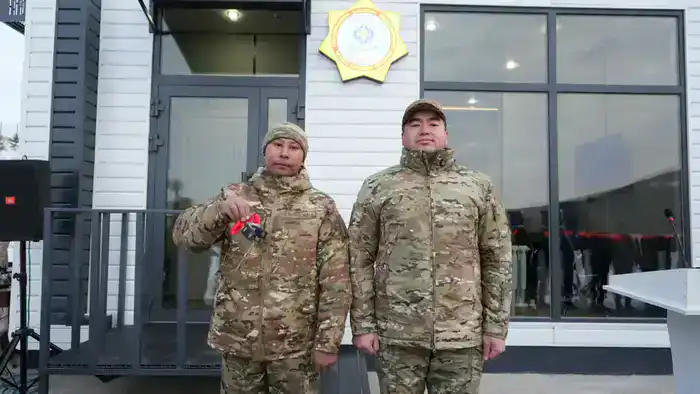 Глава МЧС открыл новую модульную спасательную станцию на берегу озера Имантау (8)