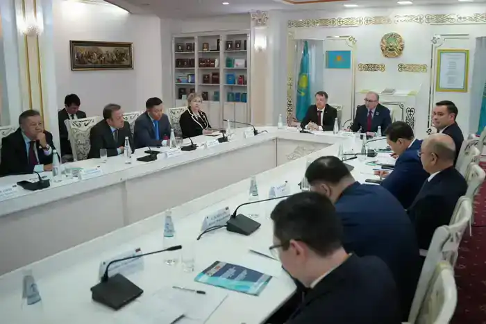 Министр юстиции Ерлан Сарсембаев принял участие в круглом столе «Антикоррупционная устойчивость и конституционные права человека: формула “Закон и Порядок”» (5)