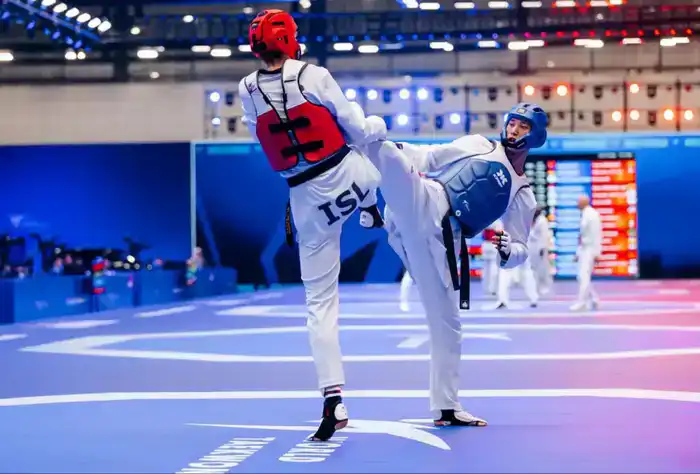 Батырхан Төлеугали золотая медаль чемпионат мира таеквондо Кения