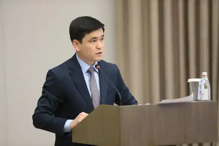 Не дать ценам взлететь: аким области о защите кошельков к Новому году