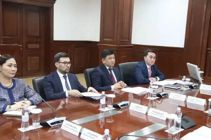 Акимы: от наводнений до туристических зон!