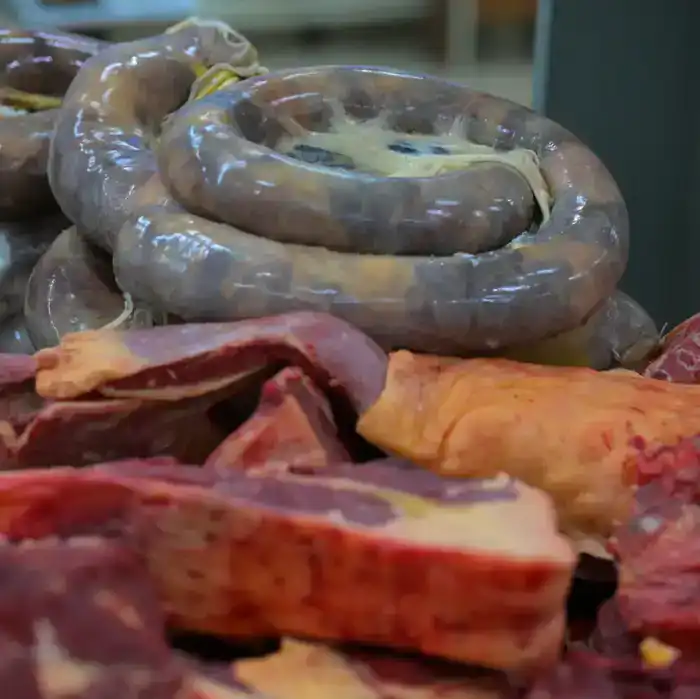 Все для новогоднего стола по доступным ценам: в Павлодаре прошла праздничная сельхозярмарка (5)