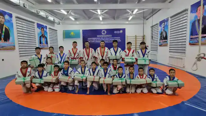 В селе Кейден открыт новый зал борьбы для детей