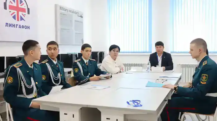 В ШЫМКЕНТЕ ПРОШЛА РЕСПУБЛИКАНСКАЯ КОНФЕРЕНЦИЯ, ПОСВЯЩЁННАЯ 80-ЛЕТИЮ ГЕНЕРАЛА АРМИИ (5)