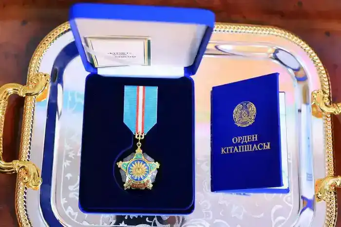 Представители рабочих профессий Карагандинской области получили государственные награды (3)