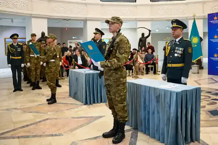 Молодые солдаты творческого взвода дали клятву на верность Родине (6)