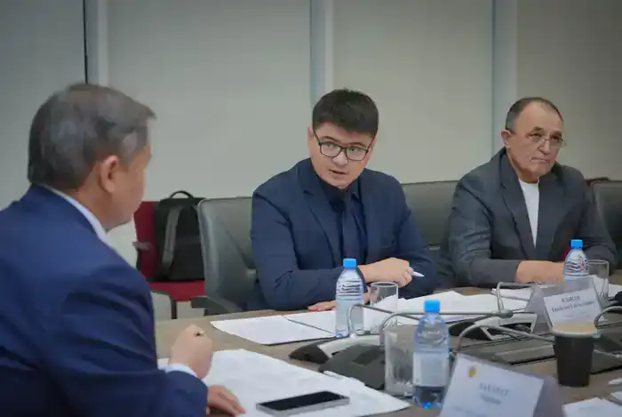 ПОДДЕРЖКА НАУКИ И ОБРАЗОВАНИЯ: ПОПЕЧИТЕЛЬСКИЙ СОВЕТ НОВОГО ЭНДАУМЕНТ-ФОНДА ПРОВЕЛ ПЕРВОЕ ЗАСЕДАНИЕ (5)