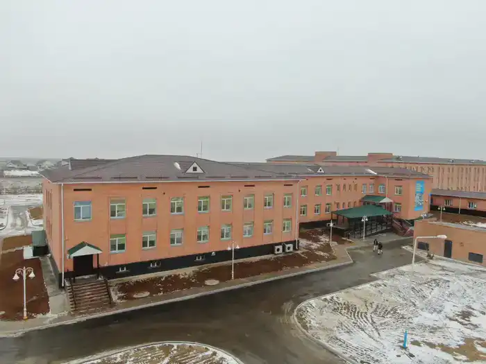 Глава региона осмотрел новую пристройку к центральной больнице (10)