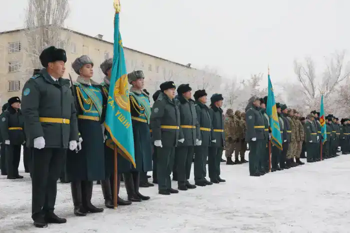 Воинским частям Десантно-штурмовых войск вручили Боевые знамена (7)