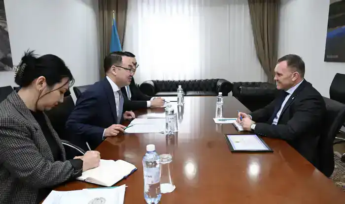 Сотрудничество Казахстана с УВКБ ООН в защите прав беженцев