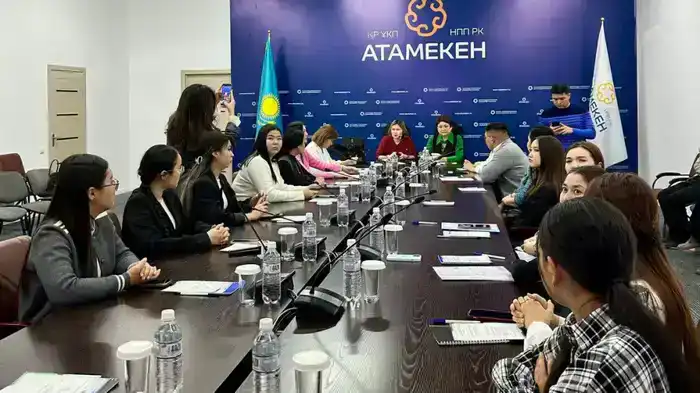 Язык рекламы как искусство: Караганда завершила проект по улучшению рекламных текстов