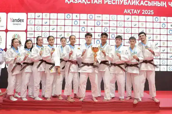 Столичные юниоры оказались сильнейшими в смешанных командных соревнованиях по дзюдо (5)