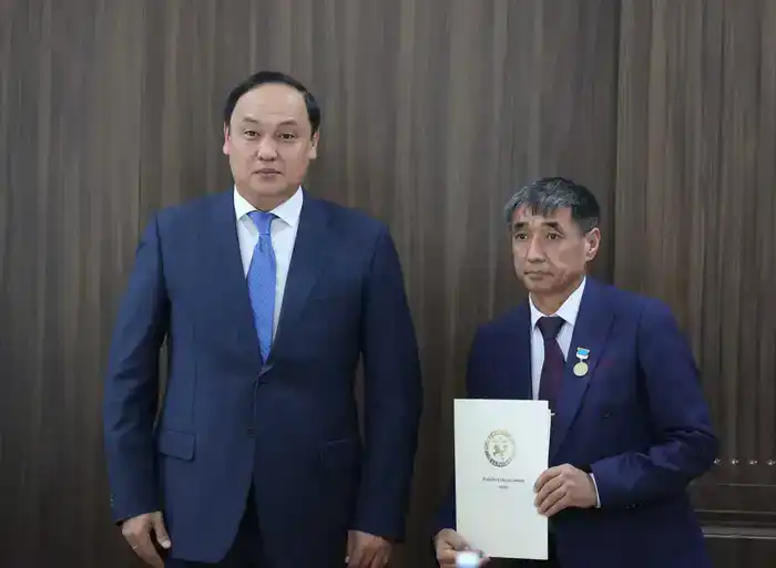 Лучших педагогов наградили в Жамбылской области (6)