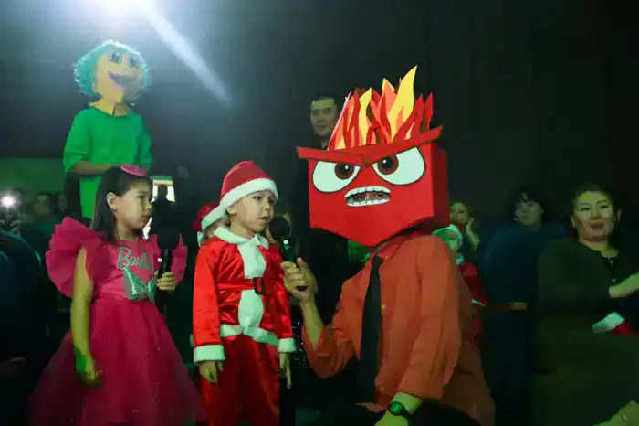 Армия устроила новогодние праздники для более чем 47 тысяч детей военнослужащих