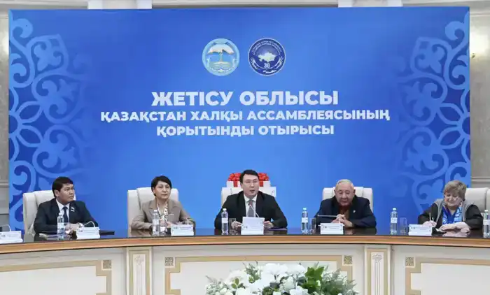 В области Жетісу в честь 30-летия Ассамблеи народа Казахстана выпустили историческую книгу и художественный фильм (2)