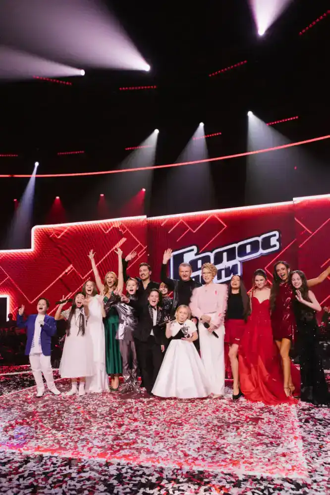 Воспитанница детской студии «Жас сарбаз» стала третьей в конкурсе «Голос. Дети» (3)