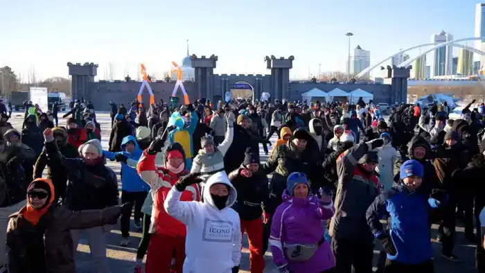 Более 700 астанчан приняли участие в новогоднем забеге (10)