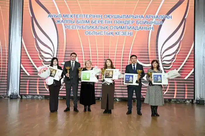 Около 300 школьников из сёл Карагандинской области получили право участвовать в республиканской предметной олимпиаде (7)