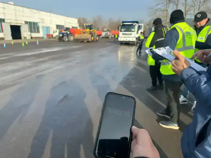 Год рабочих профессий: лучших водителя техники и механизатора определяли в Астане (3)