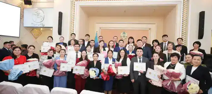 Награждение победителей олимпиады среди сельских школ в Мангистау: поддержка спорта и образования для будущего