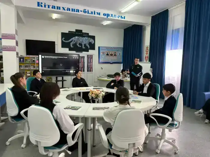 Военные уроки мужества в школах Астаны