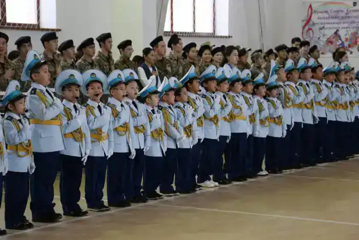 Полицейский класс "Жас сақшы" открылся в школе имени Бауыржана Момышулы в Актобе (2)