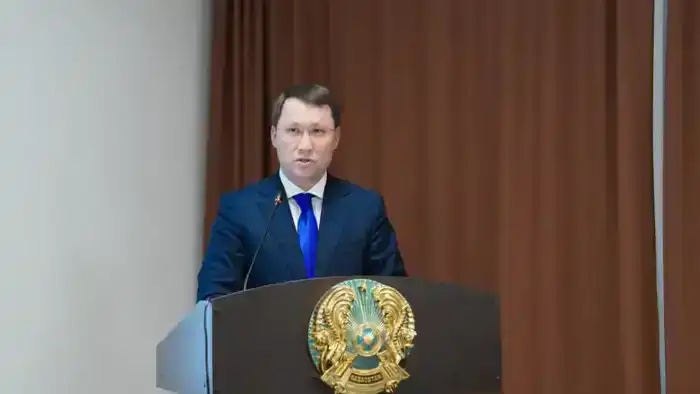 Айдарбек Сапаров поручил активизировать работу по интеграции отраслевых систем в единый цифровой контур (2)