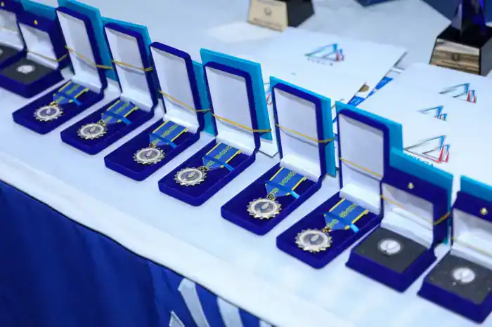 Спортивная церемония в Туркестане награждение атлетов и тренеров водные виды спорта