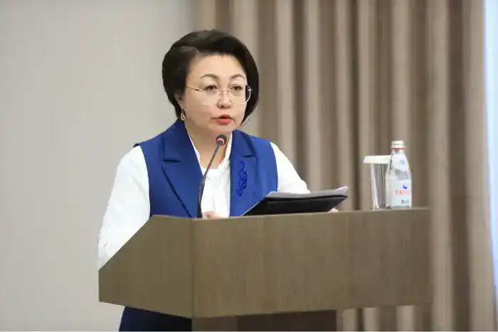 Новый год в Актобе: праздничные караваны с персонажами «Жыл 12 ай» создадут атмосферу праздника и единства для горожан