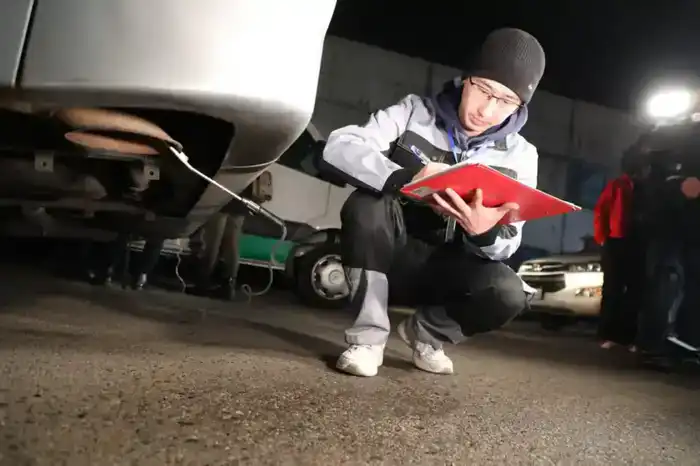 В Алматы провели проверку автотранспорта на соответствие нормам выбросов (5)