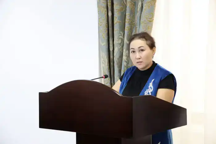 Сотрудники Аппарата Высшего Судебного Совета прошли обучающие семинары по вопросам судебной системы и взаимодействия с гражданами